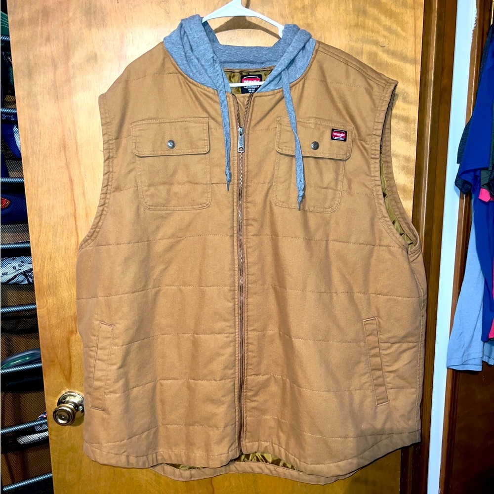 Wrangler Hooded Vest